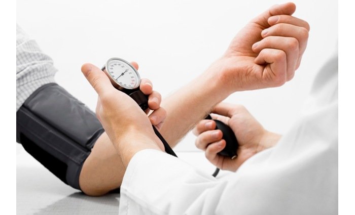 Sobanukirwa iby’indwara y’umuvuduko ukabije w’amaraso ihitana benshi bitunguranye