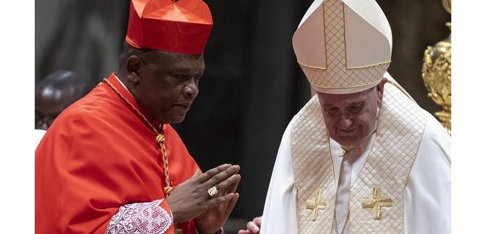 Cardinal Ambongo yibasiye u Rwanda mu gitambo cya Misa ,asaba Papa kumvikanisha Tshisekedi n’abaturanyi be babi