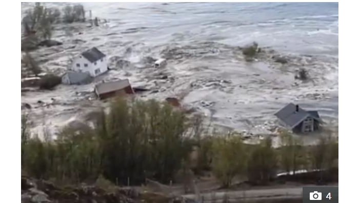 Biteye ubwoba&nbsp;: Umusozi uriho amazu menshi waridutse ugwa mu nyanja