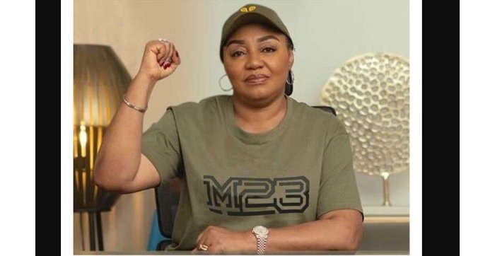 Ukuri ku Ifoto y’umugore wa  Tshisekedi  yambaye  umupira  wamamaza M23 