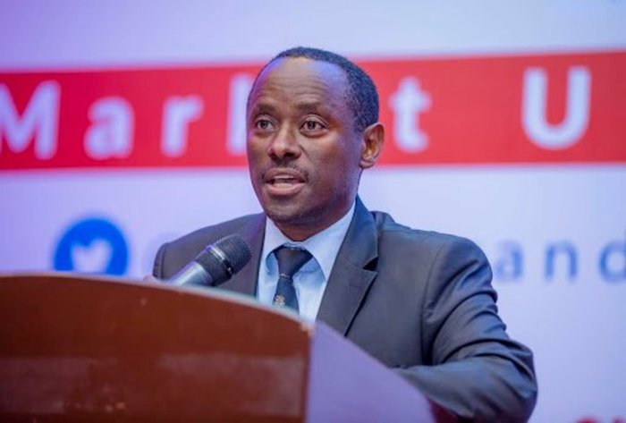 Dr Muvunyi yasimbujwe ku buyobozi bw’ Inama y’ Igihugu y’ Amashuri Makuru