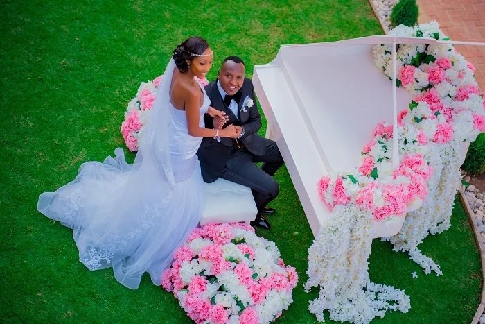 AMAFOTO&nbsp;: Platini yasezeranye imbere y’Imana mu bukwe bw’agatangaza