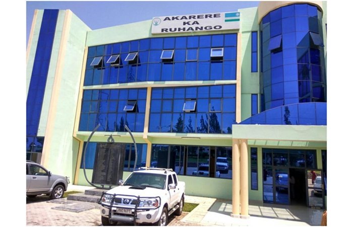 Ruhango&nbsp;: Abagizi ba nabi batemye Umupolisikazi  bikabije , Ashobora gukurwaho ikiganza