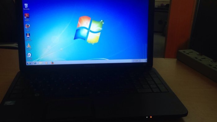 Laptop TOSHIBA nziza igurishwa kuri 160,000RWF