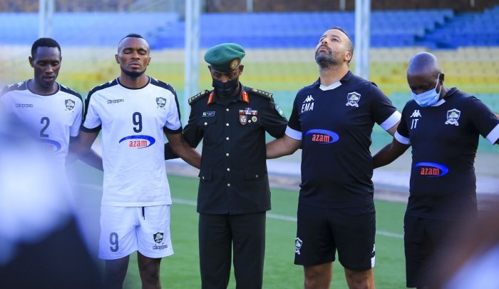 AMAFOTO&nbsp;: Gen M.Muganga mu masengesho na APR yo kuzikura imbere ya Étoile du Sahel