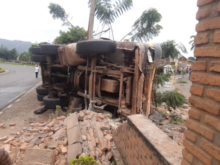 Ikamyo yongeye kugonga ibitaro bya Gisenyi yahitanye abantu bane