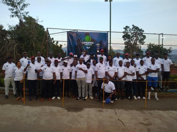 Abakina Tennis i Rusizi barifuza ko haba igicumbi cy’uyu mukino