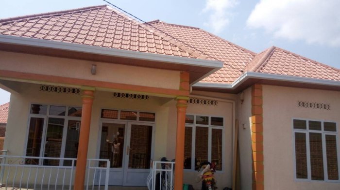 Inzu nziza igurishwa ku giciro cyo hasi cyane