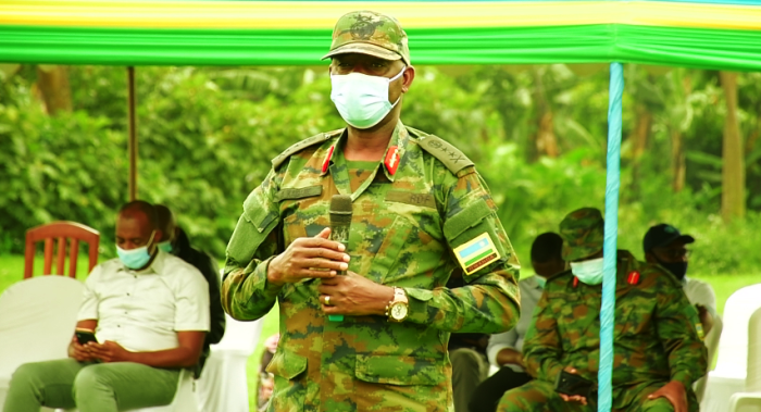 Gen A. Kagame yasabye ab’i Rubavu kwitwararika nyuma y’uko FDLR yishe Ambasaderi muri DRC