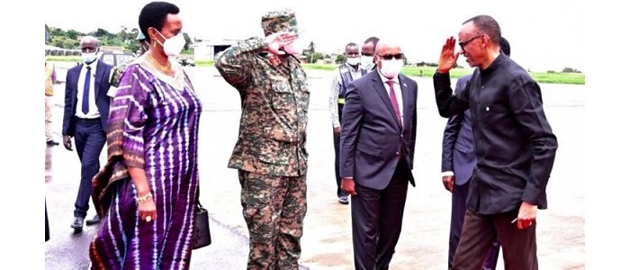 Gen Muhoozi  yakeje   Perezida  Kagame  na  Museveni 