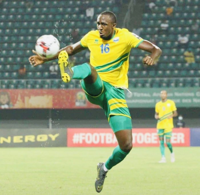 Sugira yabaye intero n’inyikirizo…Hari uwamusabye kumutera inda