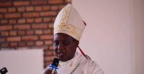 Musenyeri Kambanda yasimbuye Ntihinyurwa ku buyobozi bwa Arkidiyosezi ya Kigali
