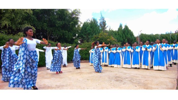 Korali Inyange za Mariya yo muri St Michel yasohoye indirimbo ya mbere bise izina ryabo 