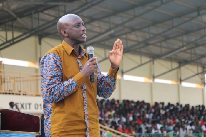 Igihe cya Harera Imana cyararangiye, ubu harera umubyeyi n’igihugu – Min.Kaboneka