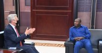 AMAFOTO&nbsp;: Umuyobozi wa UNHCR uherutse kwakirwa na Perezida Kagame yanakiriwe na Perezida w’u Burundi