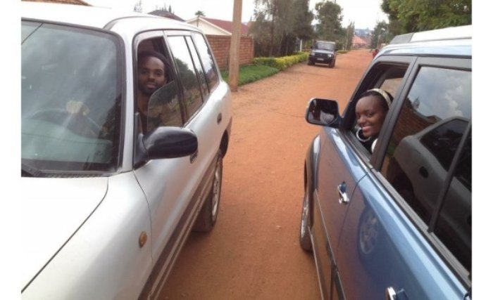  Miss Mutesi Aurore yagaragaje ko agishengurwa no kubura musaza we Henry umaze imyaka 5 apfuye