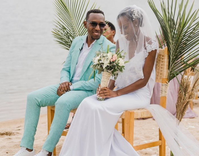 AMAFOTO&nbsp;: Nishimiye kuzamarana nawe igihe nsigaje ku Isi, warakoze kumpitamo-Amagambo y’ikiryohera hagati ya Arthur na Fiona