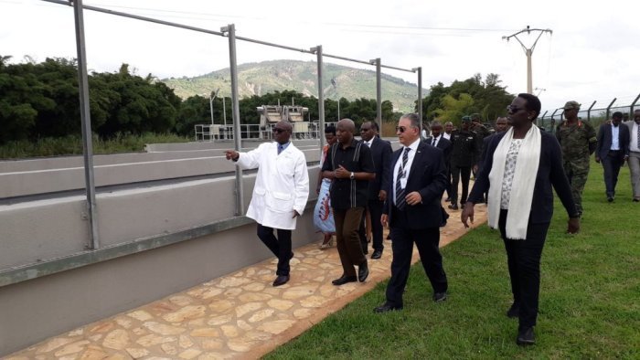 Dr Ngirente yasabye ko abazamura ibiciro by’ amazi bajya bahanwa bikomeye