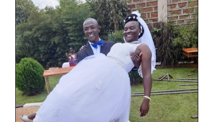 Yakundanye n’ umukunzi we imyaka 21 bakoze ubukwe apfa agiye gukusanya kado 