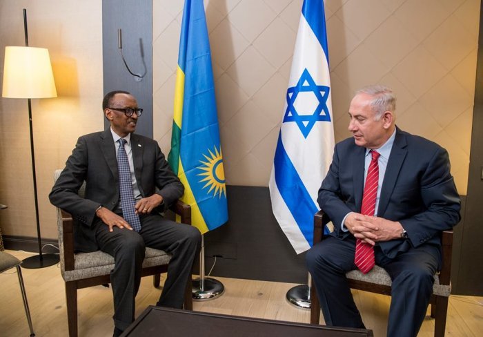 Perezida Kagame yagiranye ibiganiro na Benjamin Netanyahu- Amafoto