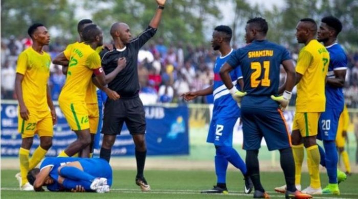 Amakipe yateye utwatsi ibyo gushyira abakinnyi mu mwiherero ngo nta bushobozi babibonera