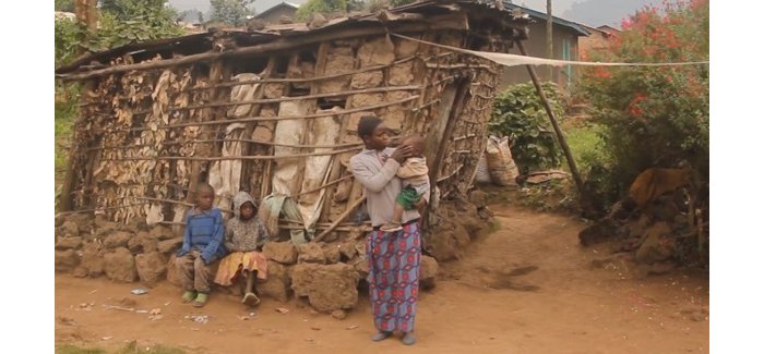 Nyabihu:Baratabariza Umuryango w’Abantu Batanu umaze imyaka 5 uba muri Nyakatsi ukodesha 
