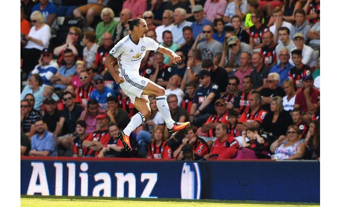 Manchester United yatangiye itsinda, Zlatan Ibrahimovic aca agahigo kadasanzwe