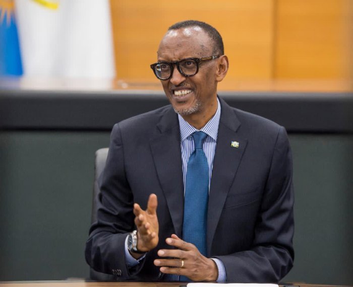 Perezida Kagame avuga ko hakwiye ibiganiro ku bijyanye no kwishyura imyenda y’ibihugu