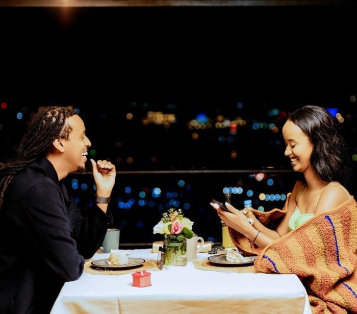 Miss Naomie n’umukunzi we binjiye mu mwaka mushya bemeranyije kuzabana nk’umugoe n’umugabo