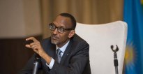 Perezida Kagame yavuze ku bamubitse ari muzima