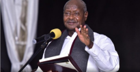 Perezida Museveni yiyamye igisirikare  gikomeje kwijandika mu bikorwa by’iyicarubozo