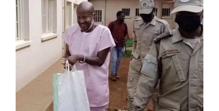 Aimable  Karasira   yavuze ko ubuzima bwe buri mu Kaga