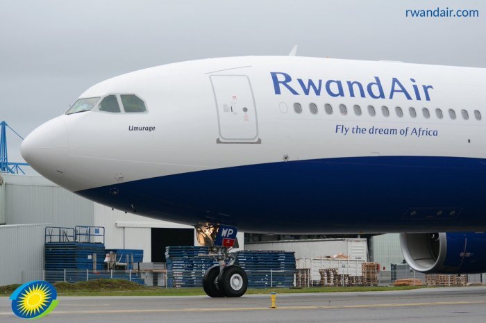 Menya iby’indege ya Rwandair irusha izindi zayo zose ubunini yageze i Kigali - Amafoto