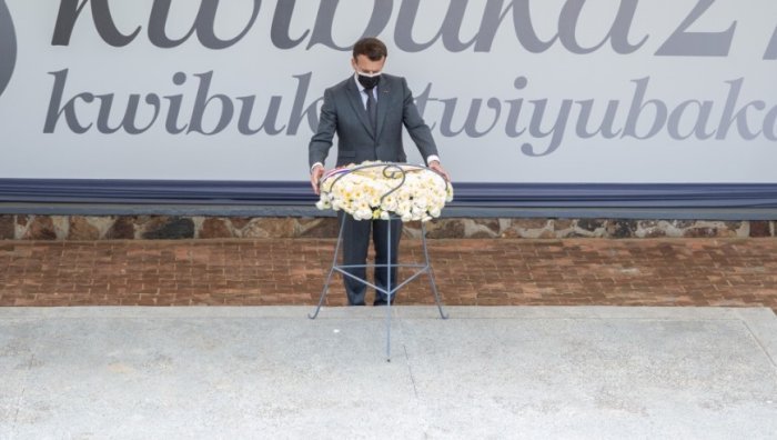 AMATEKA ATAZIBAGIRANA&nbsp;: Perezida Macron yemeye uruhare rw’u Bufaransa muri Jenoside asaba imbabazi abayirokotse