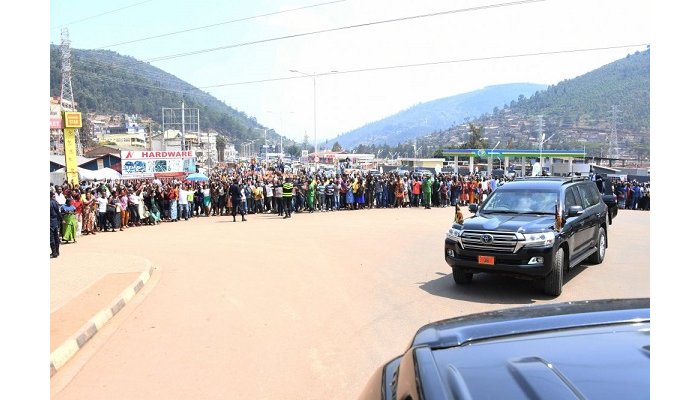 Urugendo rwa Museveni i Kigali  rutumye yitwa Umugambanyi, Hari amasezerano ashobora  guseswa 