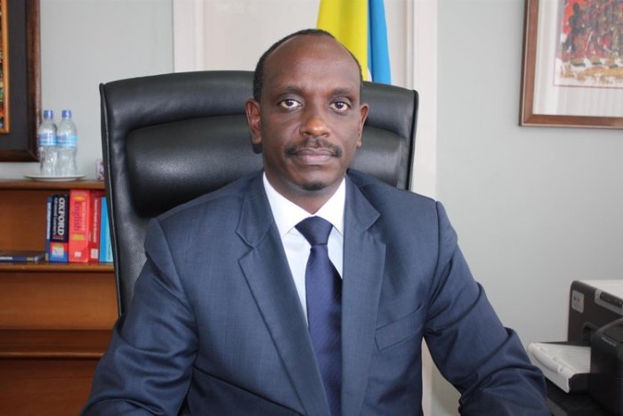 ‘U Burundi bushaka kuyobya uburari kandi u Rwanda ntabwo ruzakina uwo mukino’ Minisitiri Sezibera