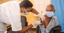 COVID-19 : Min. Ngamije yemeje ko Abanyarwanda bashoboza kuzahabwa urukingo rwa gatatu