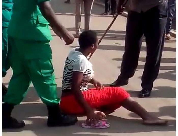 Musanze&nbsp;: Gitifu wa Cyuve na bagenzi ba bakubise umukobwa barekuwe n’ubwo bahamwe n’icyaha