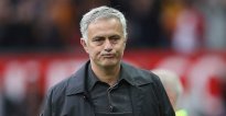 Manchester United yirukanye Jose Mourinho wari umutoza wayo