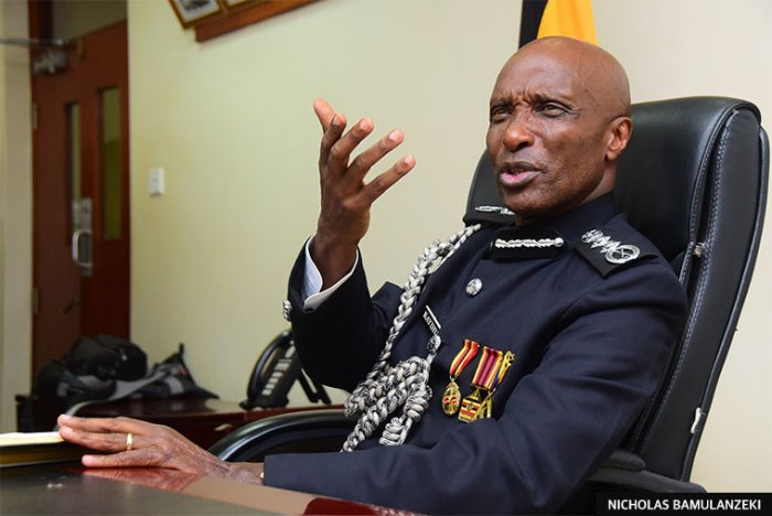 Mu Kinyarwanda cyiza Gen.Kale Kayihura wayoboye Polisi ya Uganda yavuze icyamutunguye aherutse kubona mu Rwanda