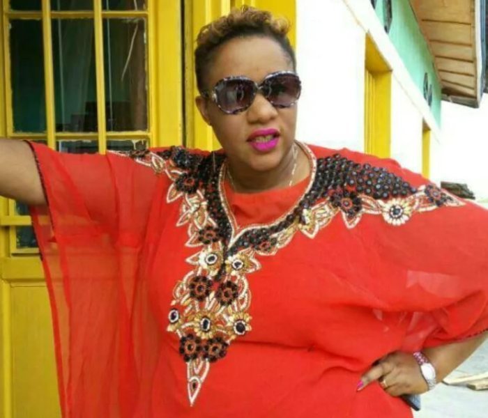 Apotre Mukabadege uvugwaho gukuramo inda, kuroga no gutwara abagabo b’abandi yisobanuye