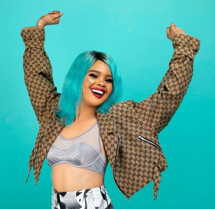 Sunny nyuma yo kwiyambika ubusa mu ruhame yasabye imbabazi 