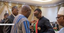 Perezida Kagame yambitswe umudari w’ ubudashyikirwa na Burkina Faso [AMAFOTO]