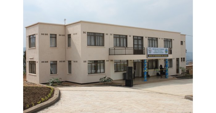 Kigali&nbsp;: Umugabo yitwikiye mu nzu n’umwana we akoresheje lisansi