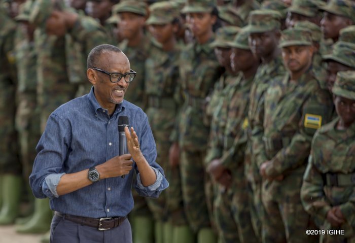 Perezida Kagame  ati ’Twige Ikinyarwanda’ 