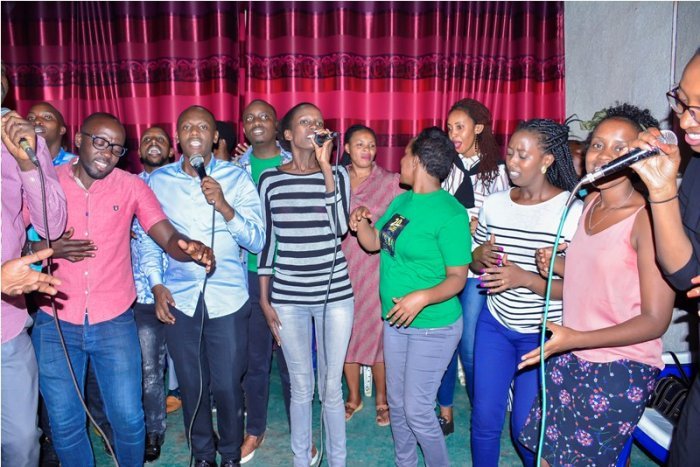 Imyiteguro ihambaye y’igitaramo cya Alarm Ministries n’ubuhamya bw’ibihe bikomeye banyuzemo