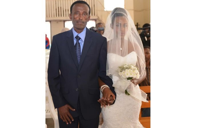 Tom Close yapfushije Sebukwe