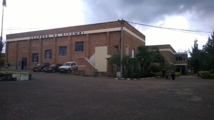 Gicumbi&nbsp;: Abantu 260 bajyanywe mu bitaro bazira ubushera banyoye, umwe yamaze gupfa