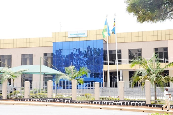 Muhanga&nbsp;: Gitifu w’ umurenge yatawe muri yombi akekwaho gufata ku ngufu umukobwa w’ imyaka 19