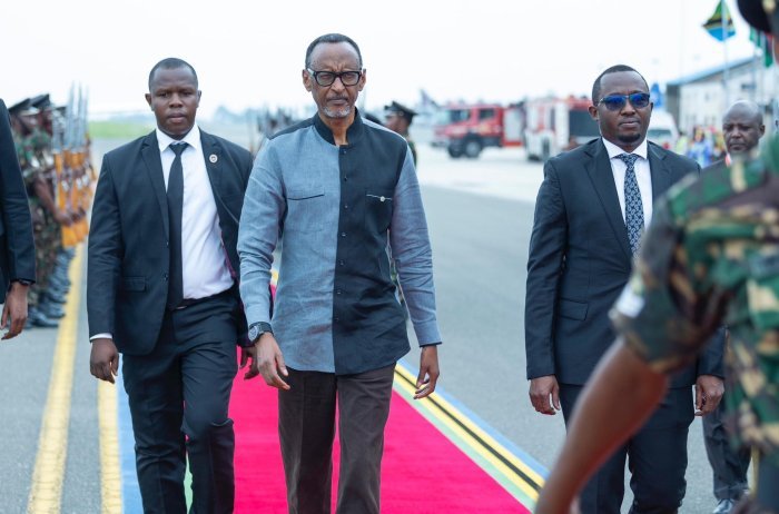 Perezida Kagame arahurira na Madamu Samia Suluhu Hassan muri Zanzibar 